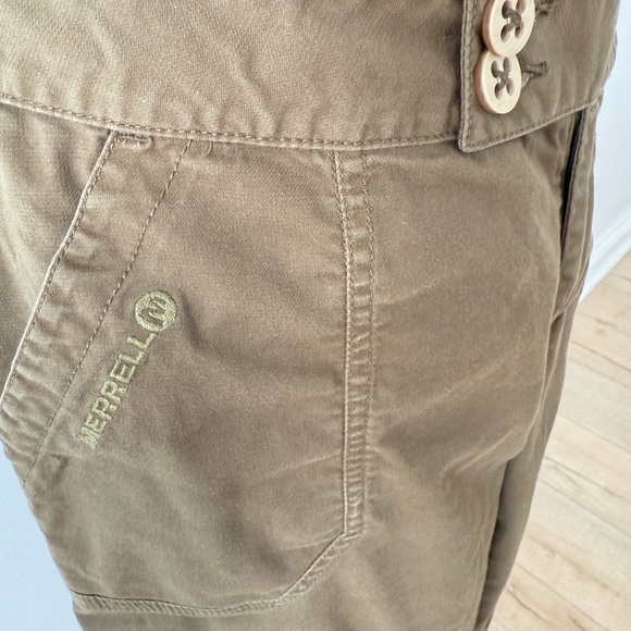 Merrell Shorts - Picture 2 of 5